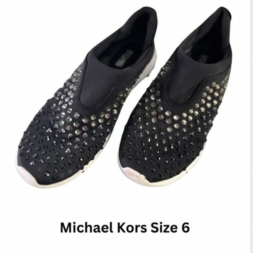 Michael Kors Sz 6 GUC Slip on Sneakers